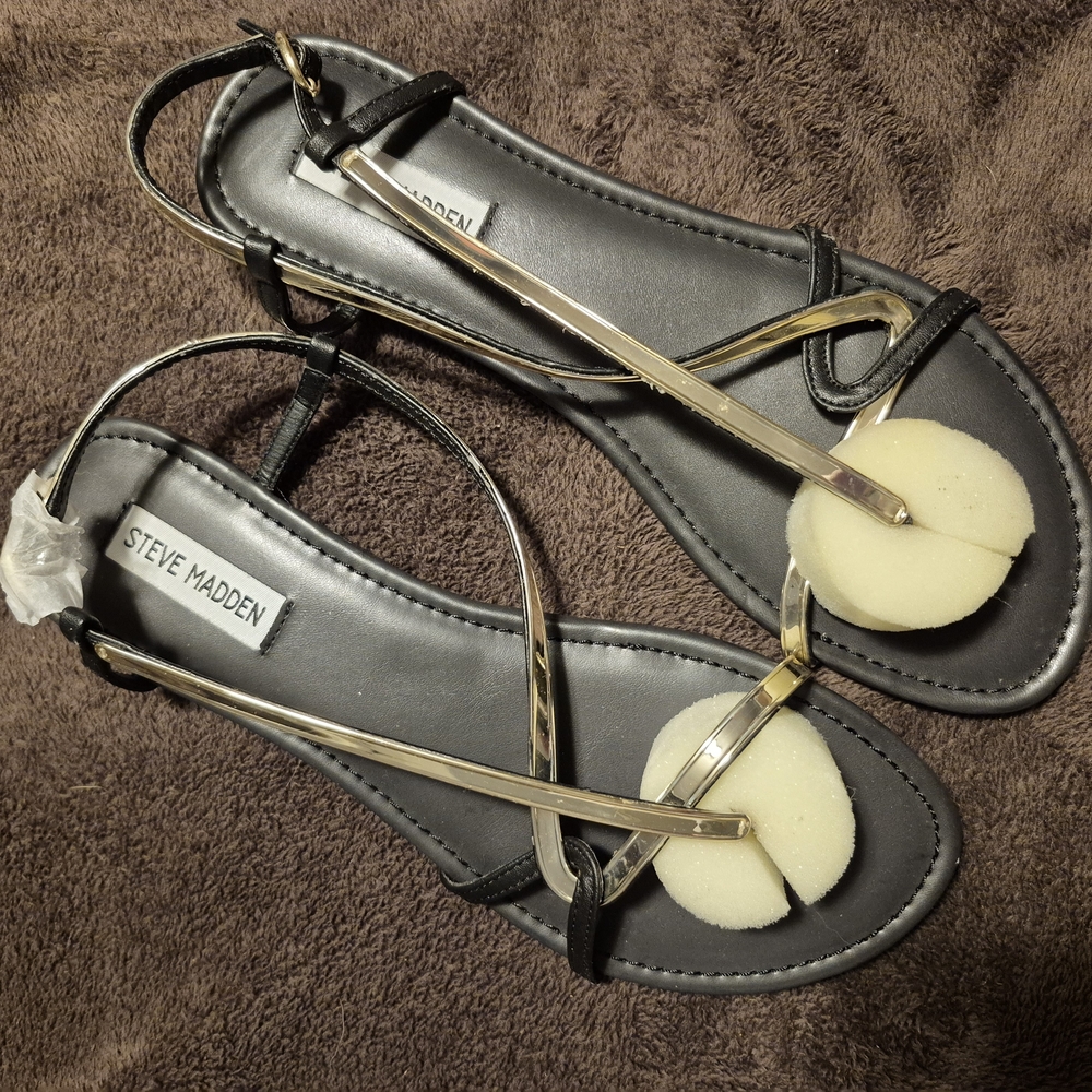 Steve Madden Black and Gold Women's Sandals